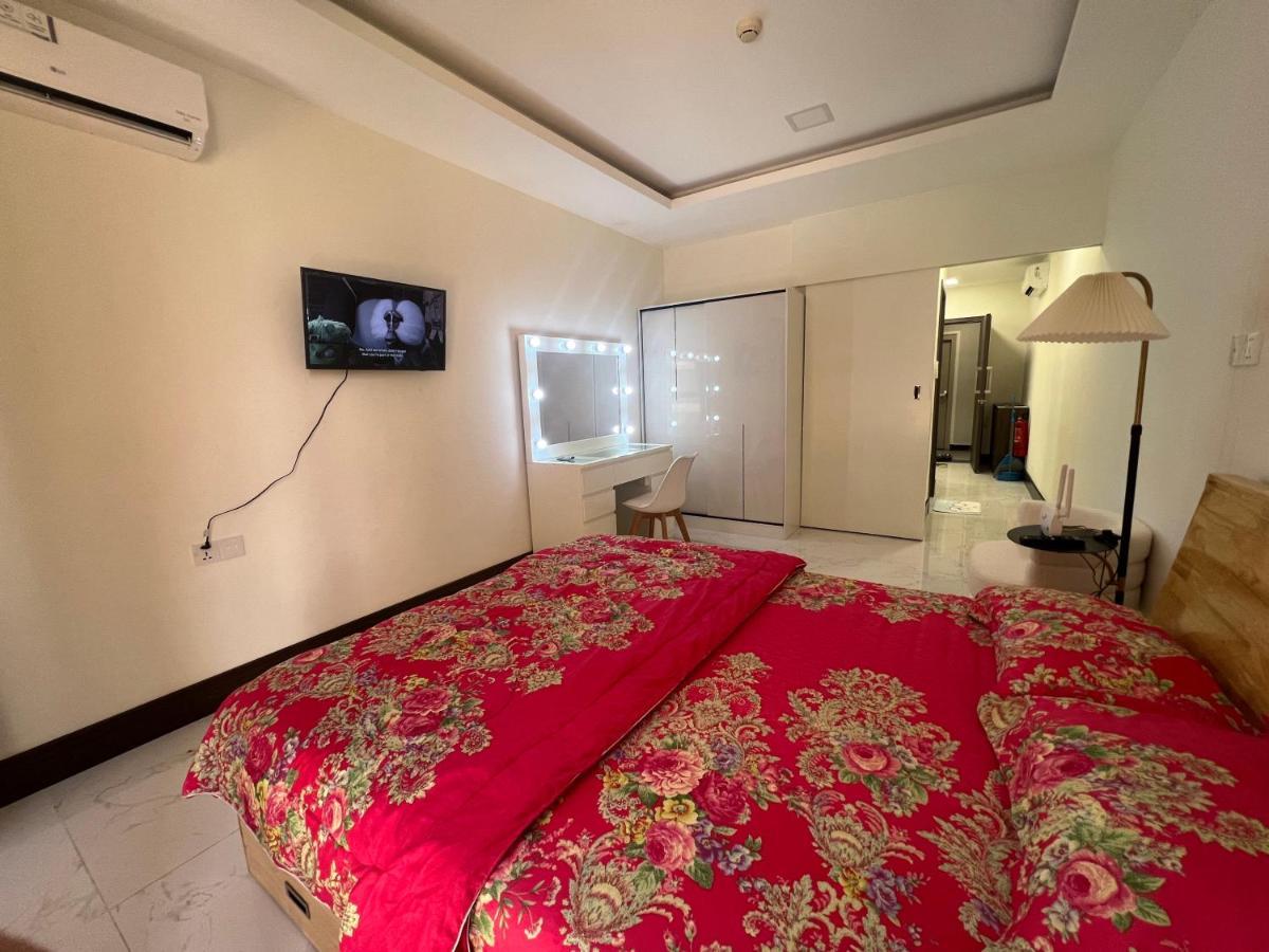 Budget Private Studio With Free Luxurious Pool And Gym By Sym B625 Phnom Penh Exterior photo