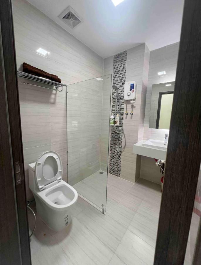 Budget Private Studio With Free Luxurious Pool And Gym By Sym B625 Phnom Penh Exterior photo